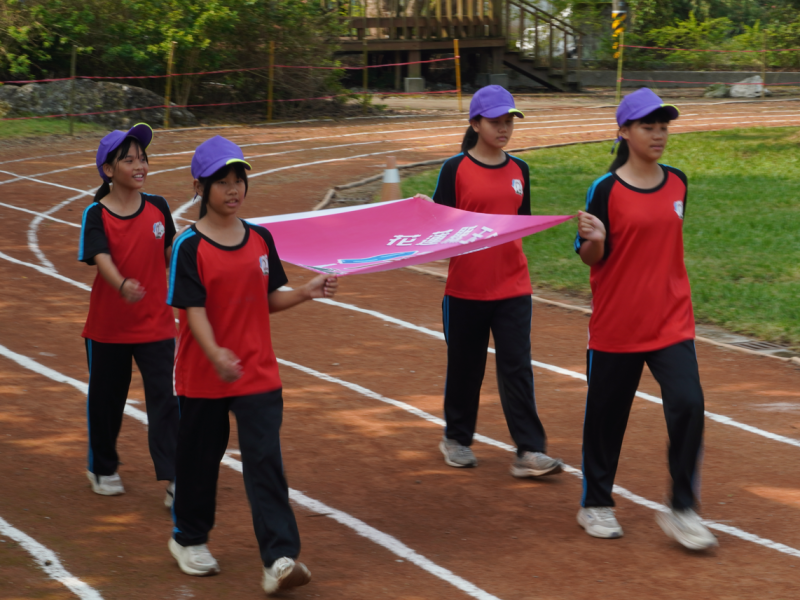 德武國小校慶「趣味抓雞競賽」驚呼、笑聲不斷 里長 : 看見孩子健康奔跑 就是社區最大福氣